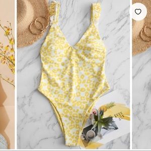 Zaful reversible one piece swimsuit💛